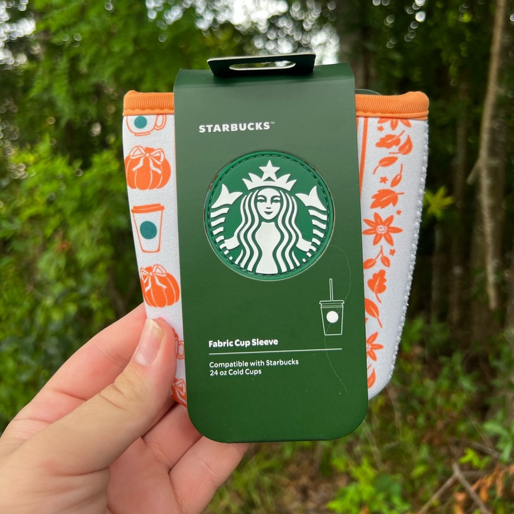 Disney Parks Starbucks Pumpkin Spice Fall Castle 24oz Fabric Cup Sleeve NEW
